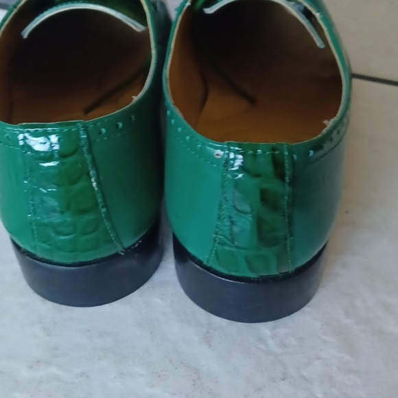 Henley Genuine Leather Green Oxford Style Dress Shoes main image 5